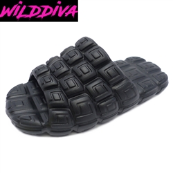 FRENDA-01 WHOLESALE WOMEN'S SLIPPER SLIDES