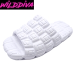 FRENDA-01 WHOLESALE WOMEN'S SLIPPER SLIDES