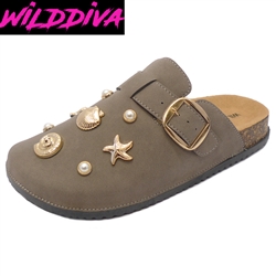 MATCHA-56 WHOLESALE WOMEN'S FASHION FOOTBED CLOG SANDALS
