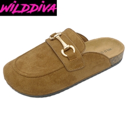 MATCHA-68 WHOLESALE WOMEN'S FASHION FOOTBED CLOG SANDALS